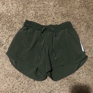 Lululemon hotty hot shorts army green